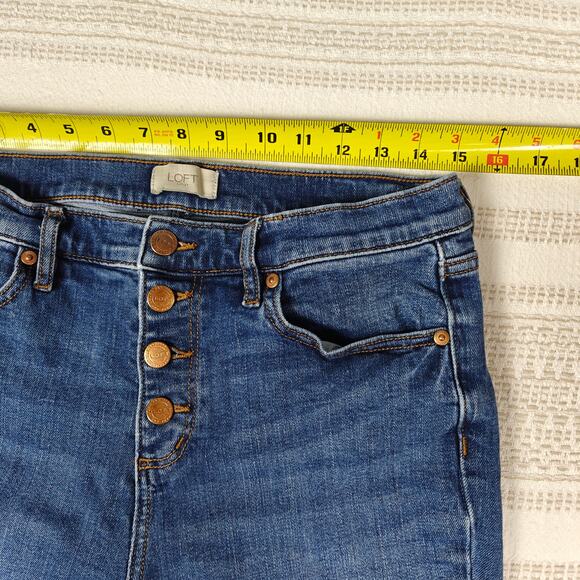 Loft Medium Wash Button Fly Modern Crop Jeans Size 8 Excellent - Picture 3 of 9